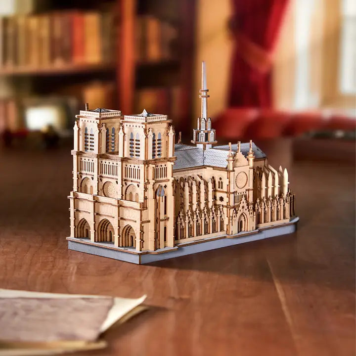 3D Wood Puzzle: Paris Cathedral