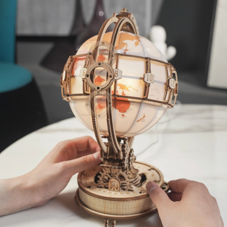 3D Wooden Puzzle - Luminous Globe