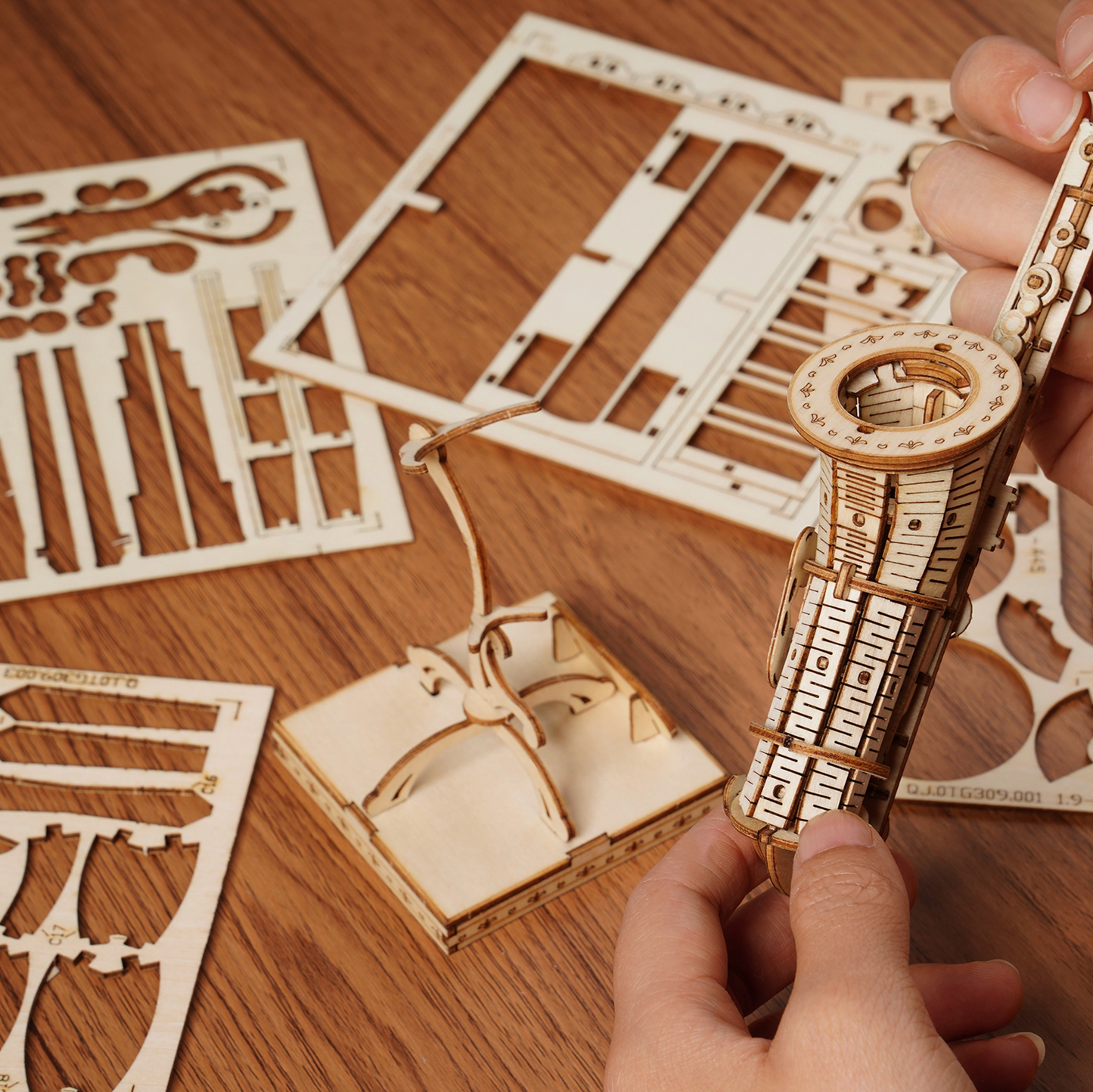 3D Wooden Puzzle - Saxophone