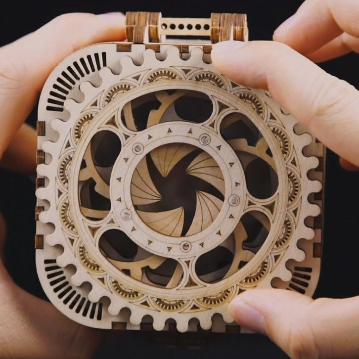 3D Wooden Puzzle - Treasure Box with Mechanical Gears