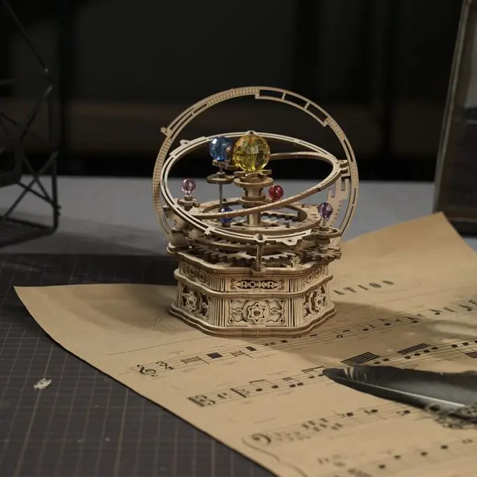 DIY Mechanical Musical Box: Starry Night