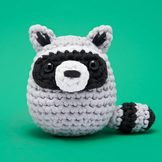 Scooter the Raccoon - The Woobles Crochet Kit