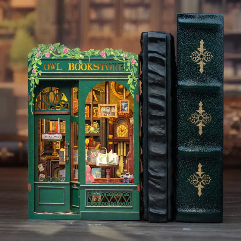 Book Nook - Owl Bookstore