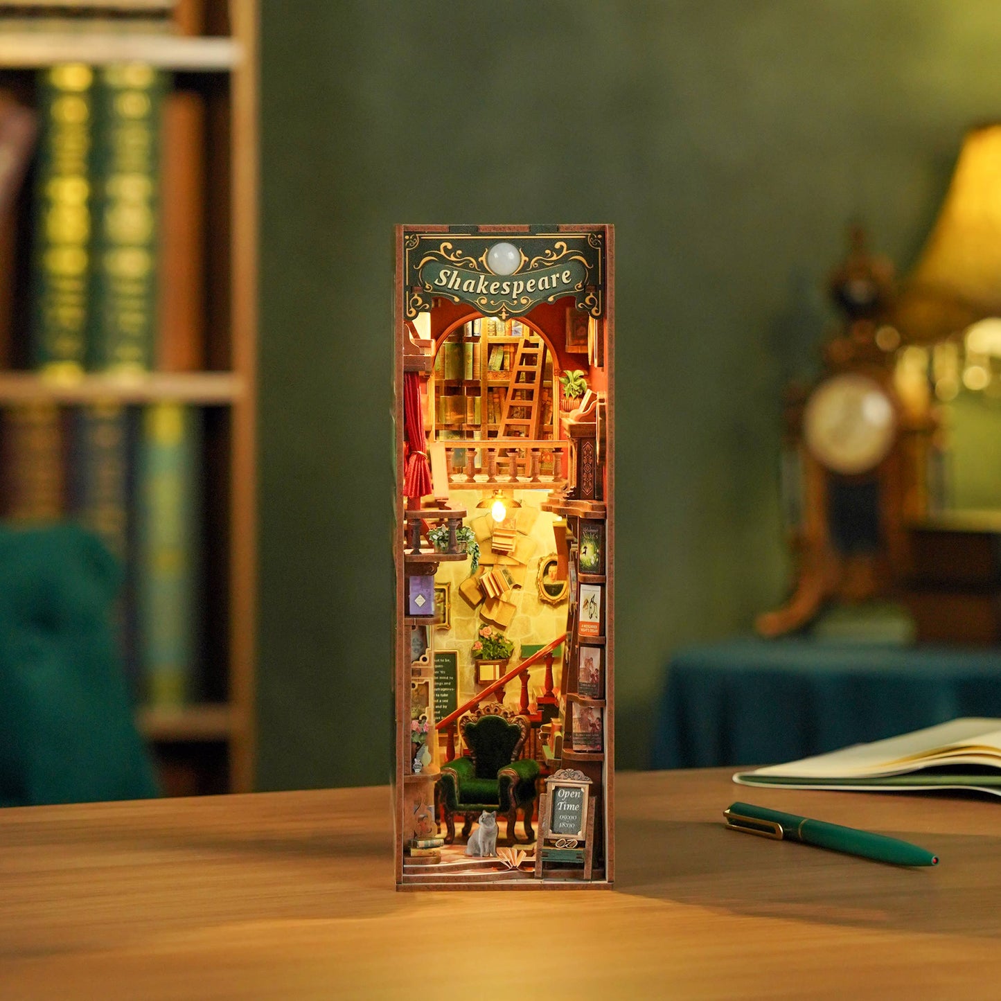 Book Nook - Left Bank Bookstore