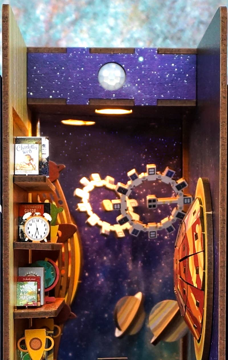 Book Nook - Interstellar