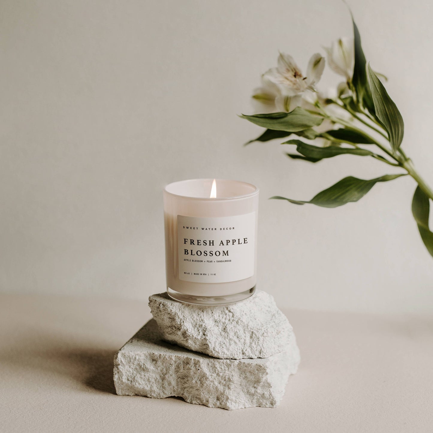 Sweet Water Decor - Fresh Apple Blossom 11 oz Soy Candle