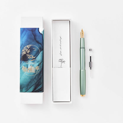 The Studio Fountain Pen: Ivy / Fine