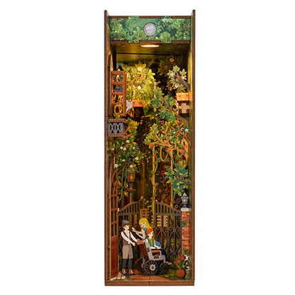 Book Nook - Secret Garden