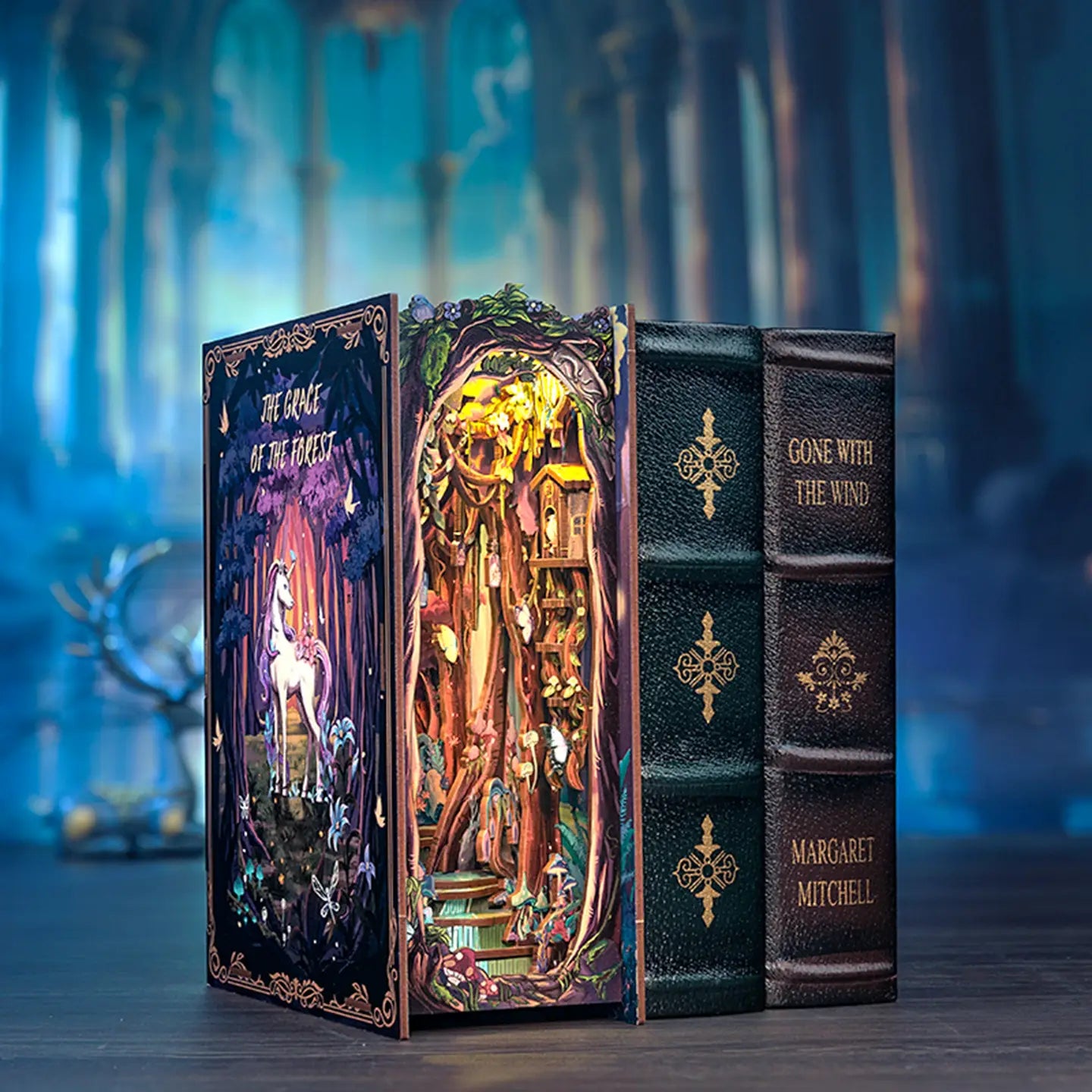 Book Nook - The Grace of The Forest
