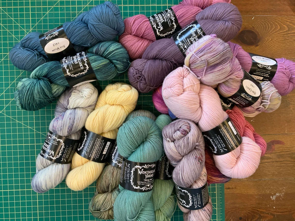 Wonderland Yarns - Mary Ann