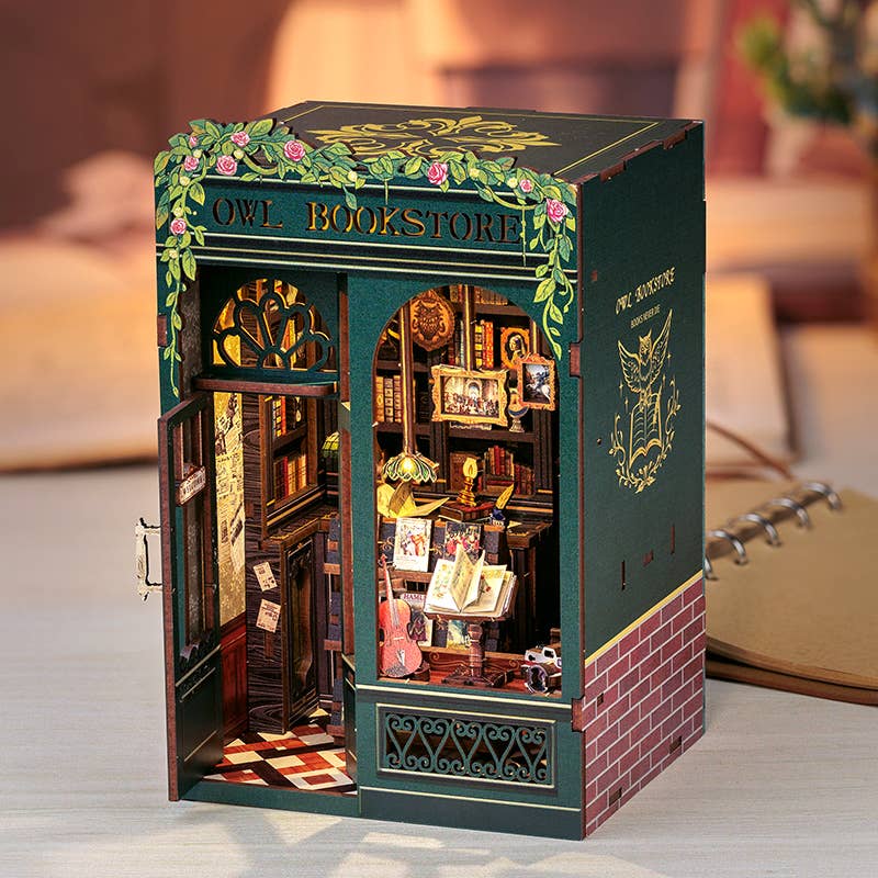 Book Nook - Owl Bookstore