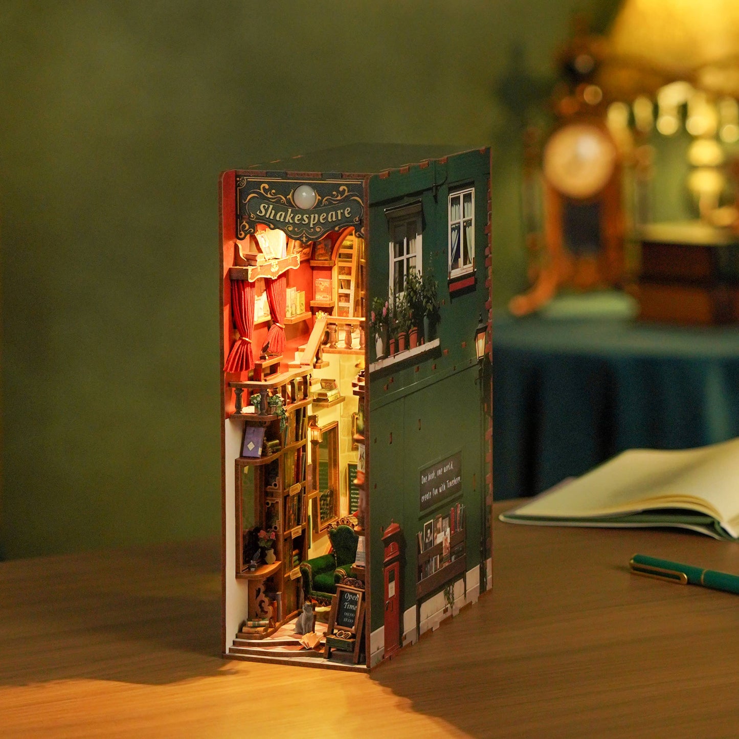 Book Nook - Left Bank Bookstore