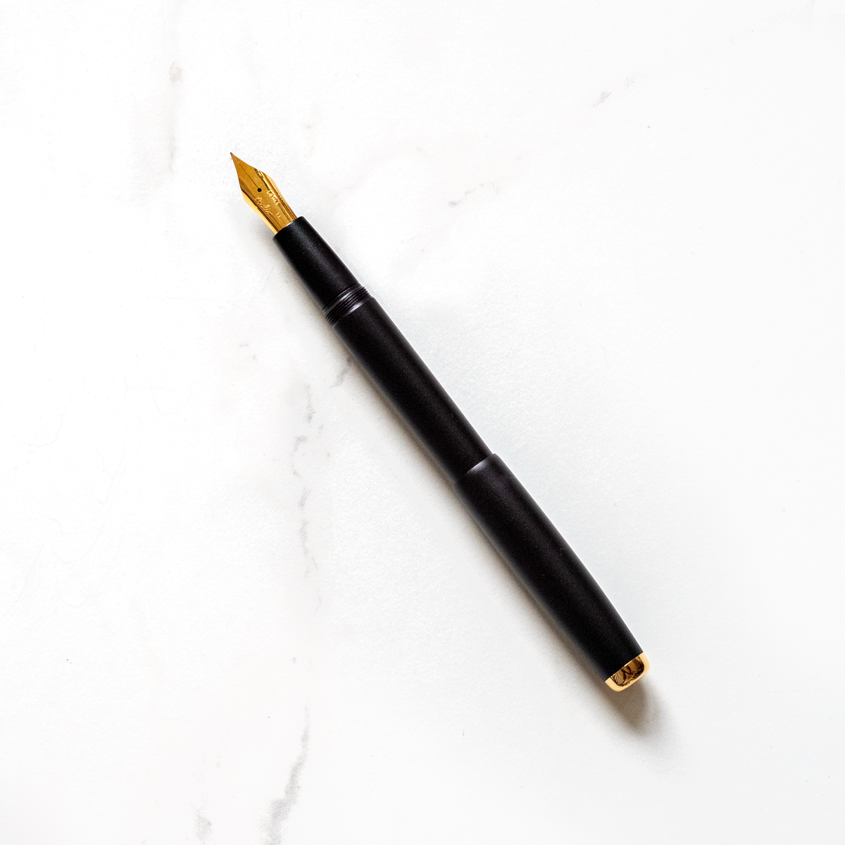 The Studio Fountain Pen: Black / Fine