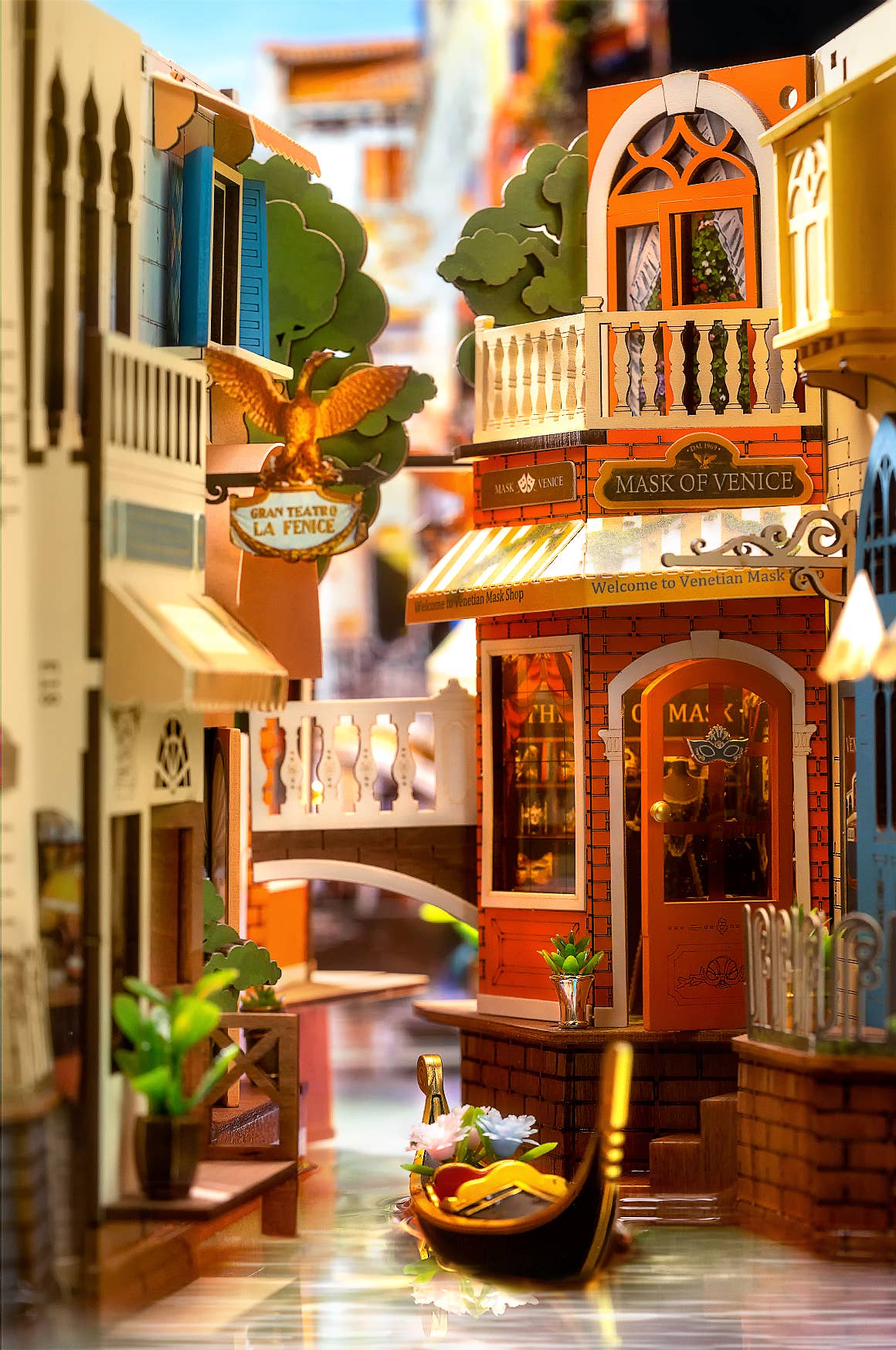Book Nook - Romantic Venice