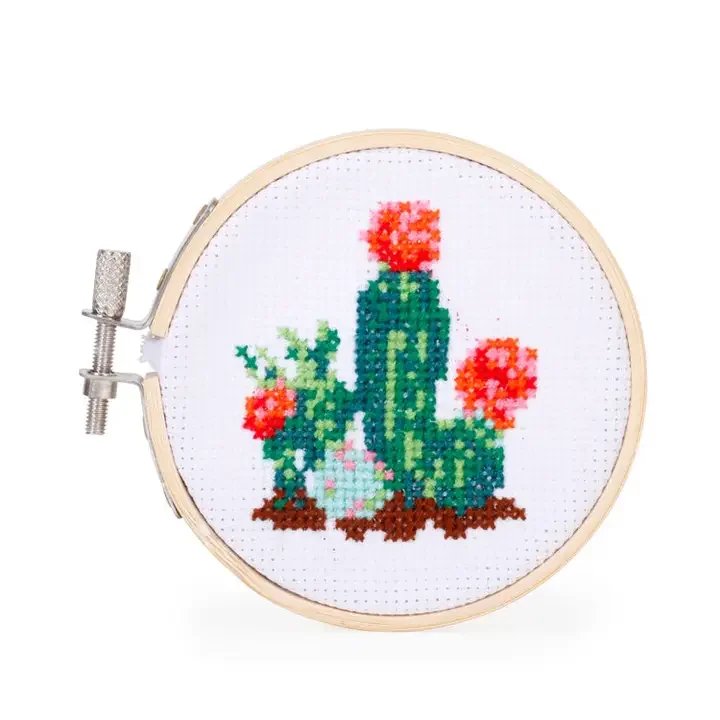 Cactus Mini Cross Stitch - Kikkerland