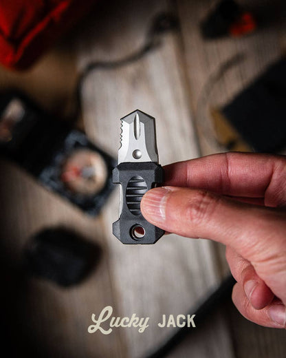 MOLLE Knife, Black s/2, Lifestyle