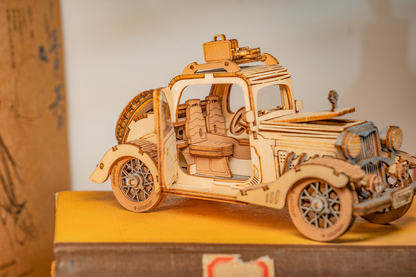 3D Wood Puzzle: Vintage Car