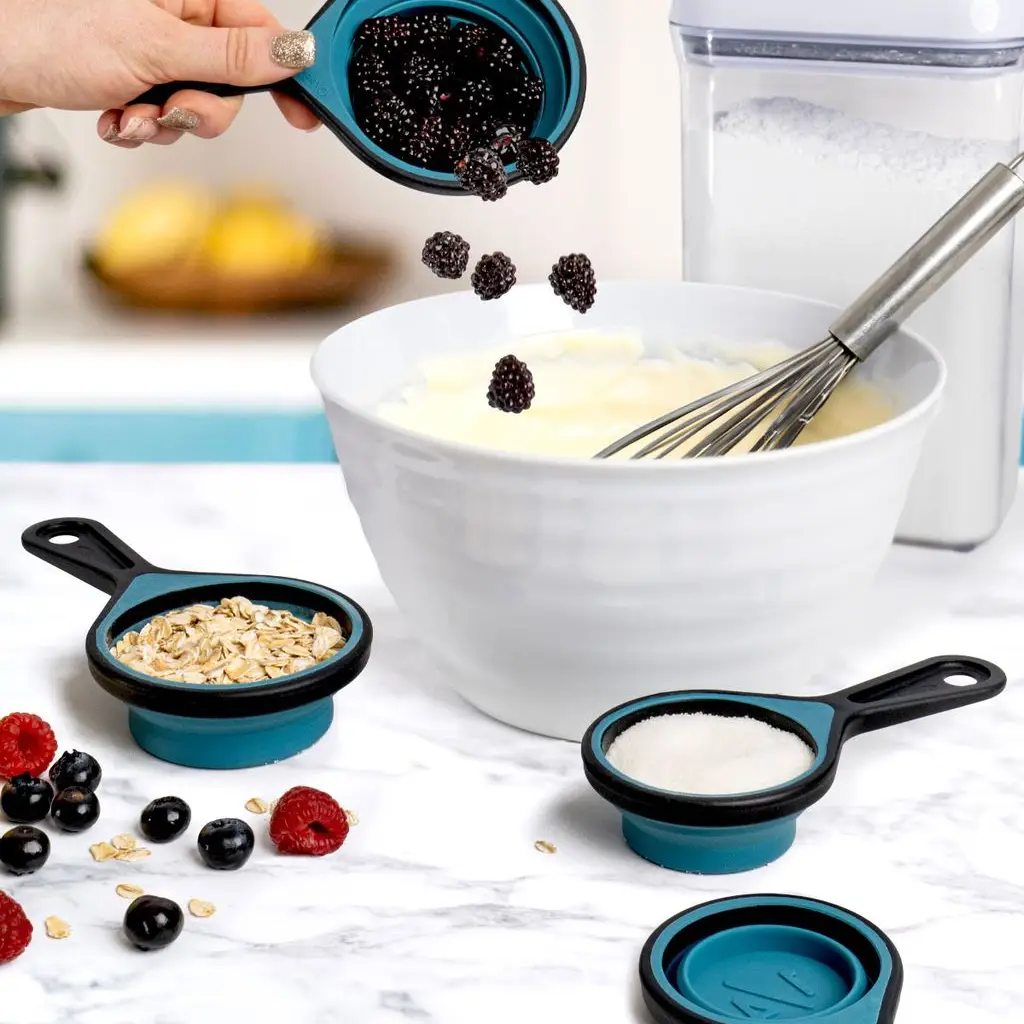 Krumbs Kitchen Silicone Collapsible Measuring Cups 4pcs Set